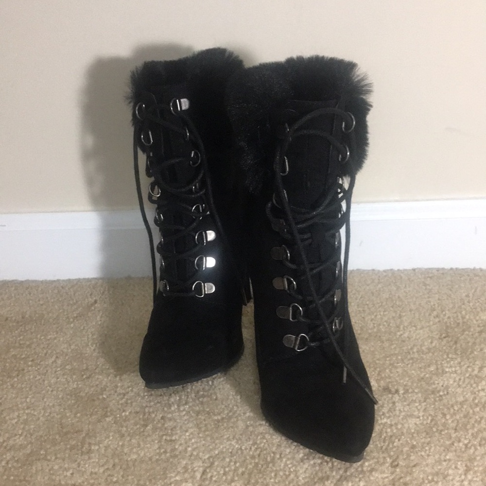 Venus Black FAUX FUR LACE UP BOOTIE Style #Y82508